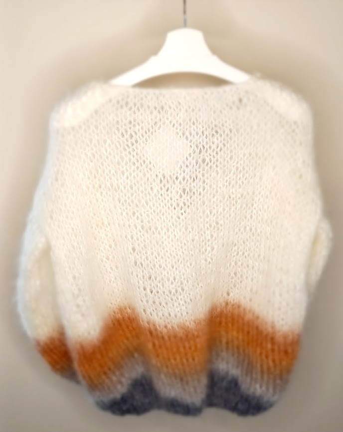 Misty Coffee pullover